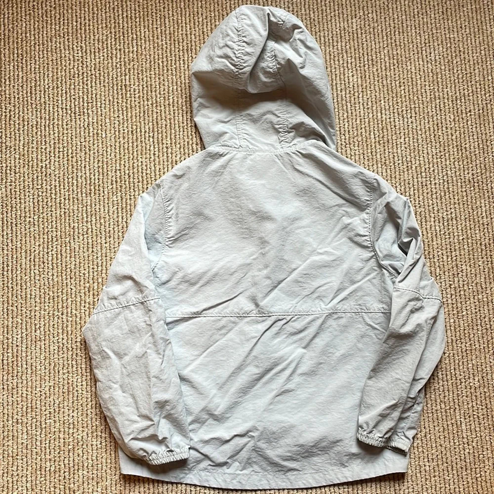 Old Navy Active water repellant unlined jacket size small 6-7 boys